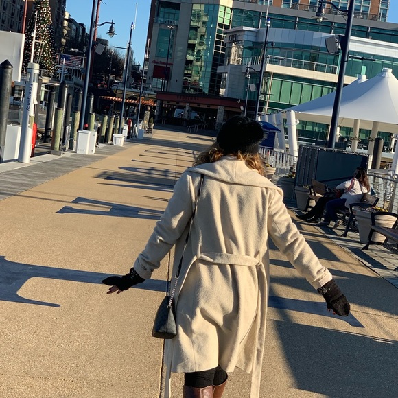 Zara Jackets & Blazers - Beige jacket size S